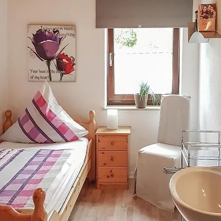 Three-bedroom In * Gönnersdorf