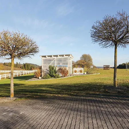 Three-bedroom In Gönnersdorf